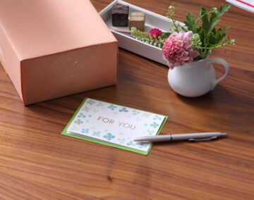 サインはありますが、私には読み取れません、出産祝いにいかがでしょうか 出産祝いメッセージの例文集！文章が苦手な方へ、友達や親戚に